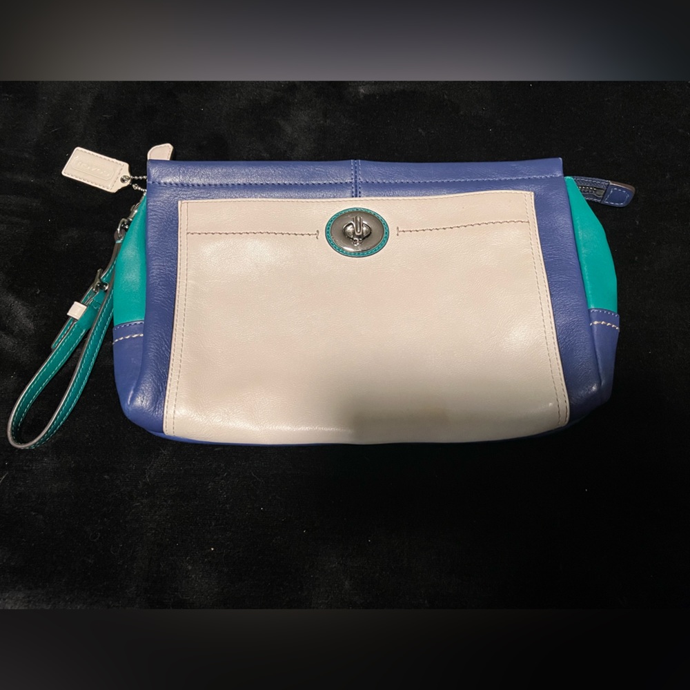 Coach large wristlet/clutch